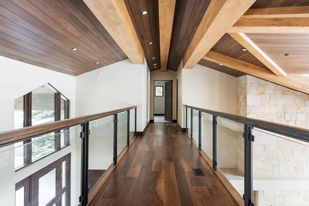 Hardwood, Vinyl Plank & Laminate